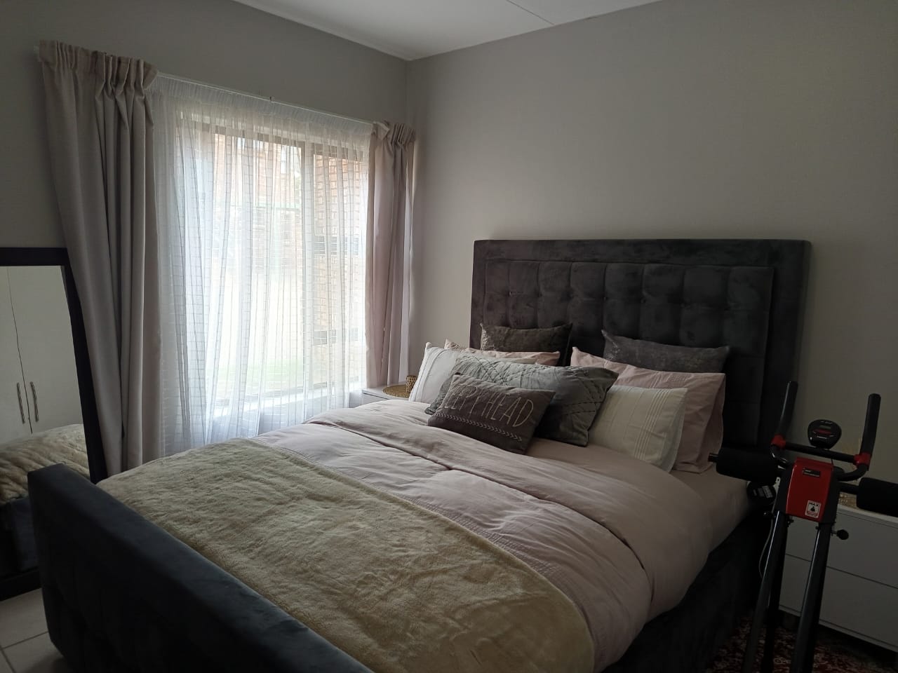 2 Bedroom Property for Sale in Langenhovenpark Free State